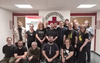 Gruppenfoto der Teilnehmer:innen des Erste-Hilfe-Kurses 2026